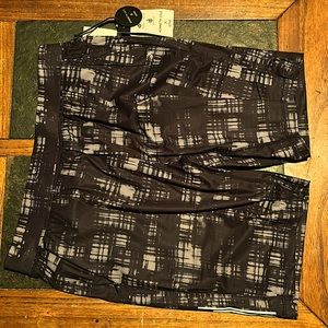 Kenneth Cole active shorts